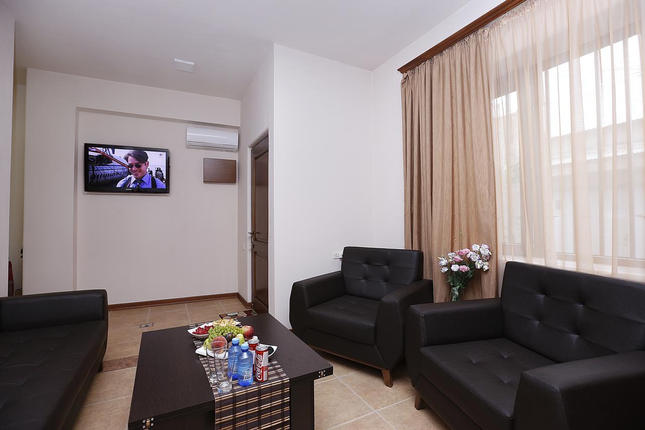 The Yard Hotel Yerevan Ngoại thất bức ảnh